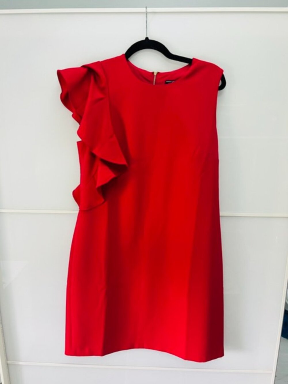 NWT Maggy London Sz 12 Raspberry Red Ruffle Sheath Cocktail Dress